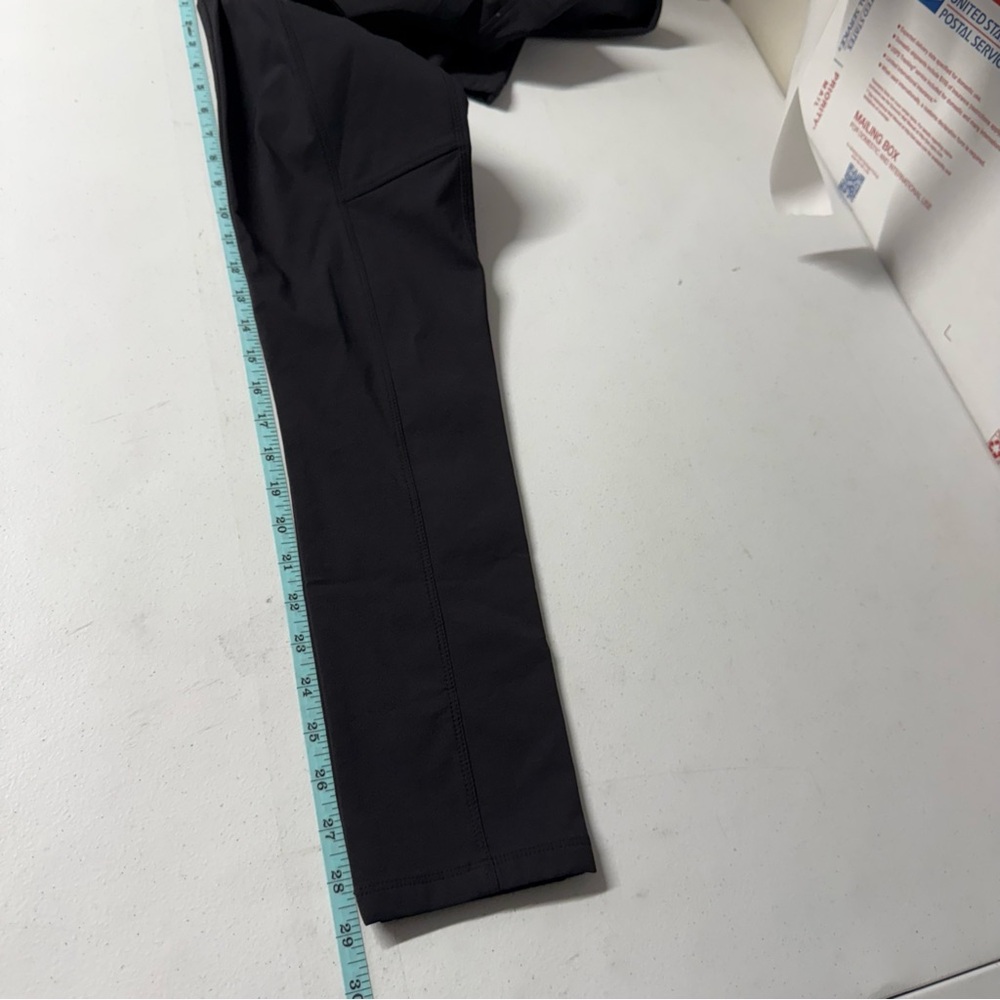 ATHLETA Wander Utility Pants Black‎ Size 4 Cargo Outdoor Hiking - Picture 3 of 16
